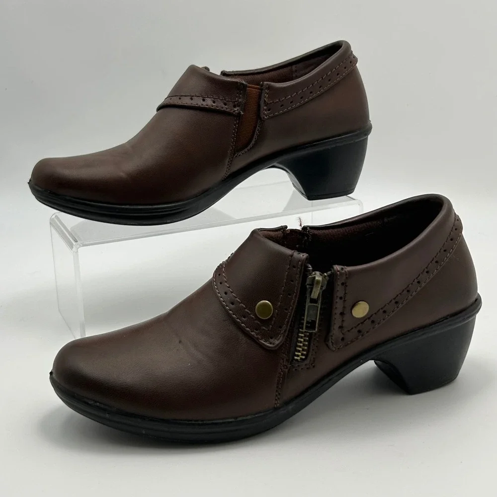 White Mountain Heeled Loafers Womens 6.5 Brown Side Zip Block Heel Dark Academia
